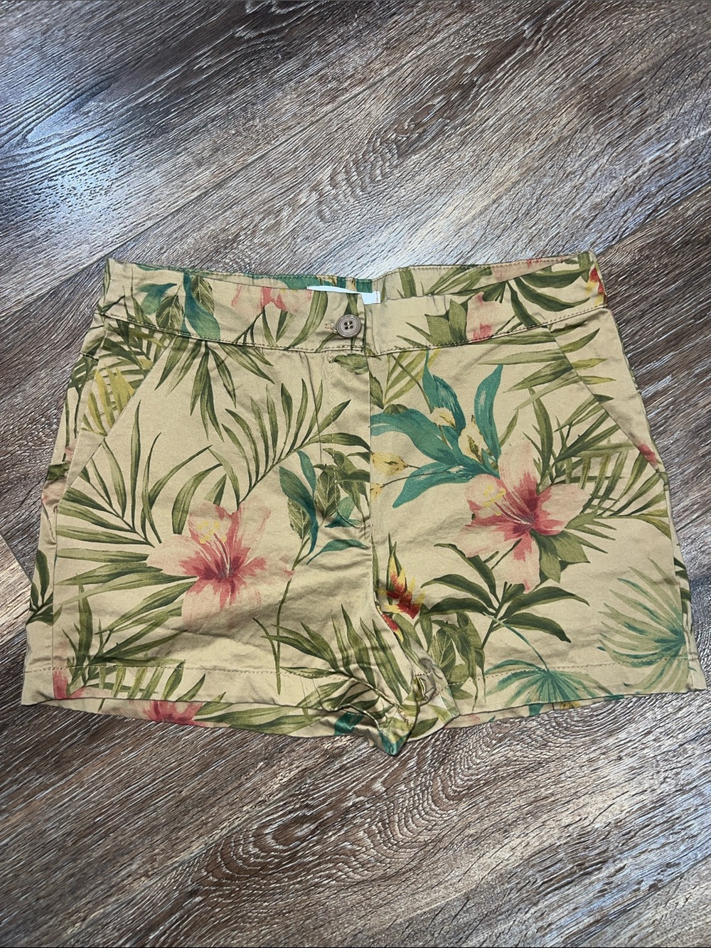 PIAZZA ITALIA Tropical Floral Mid-Rise Shorts Made In Italy 🌺